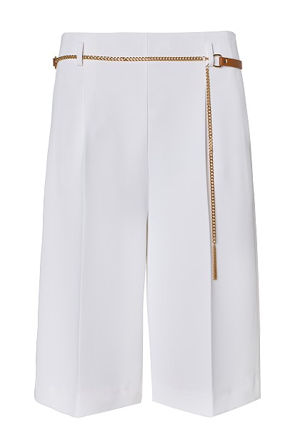 Crepe Bermuda shorts with pleats