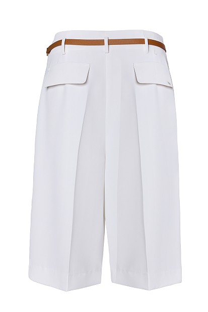 Crepe Bermuda shorts with pleats