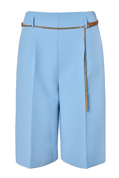 Crepe Bermuda shorts with pleats