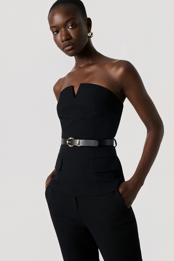 Srapless top with belt