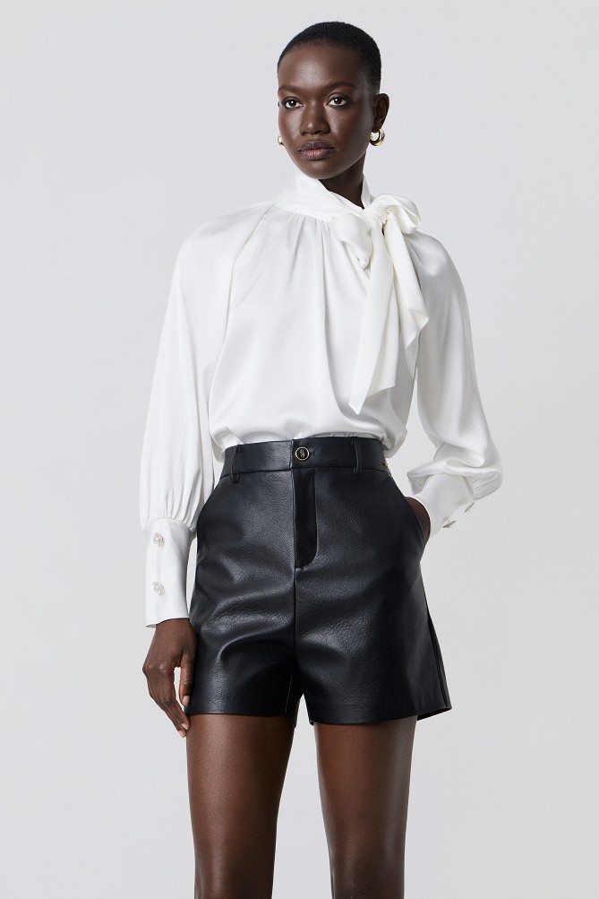 Blouse with a matching neck tie