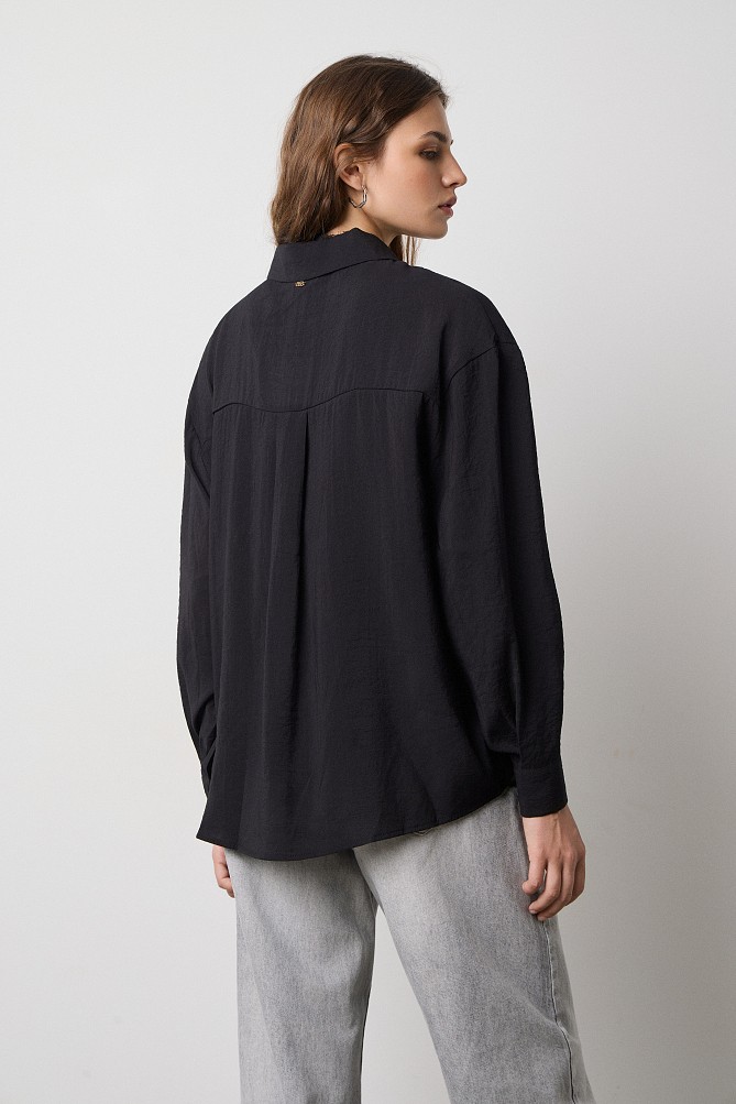 Crepe shirt with a lace top