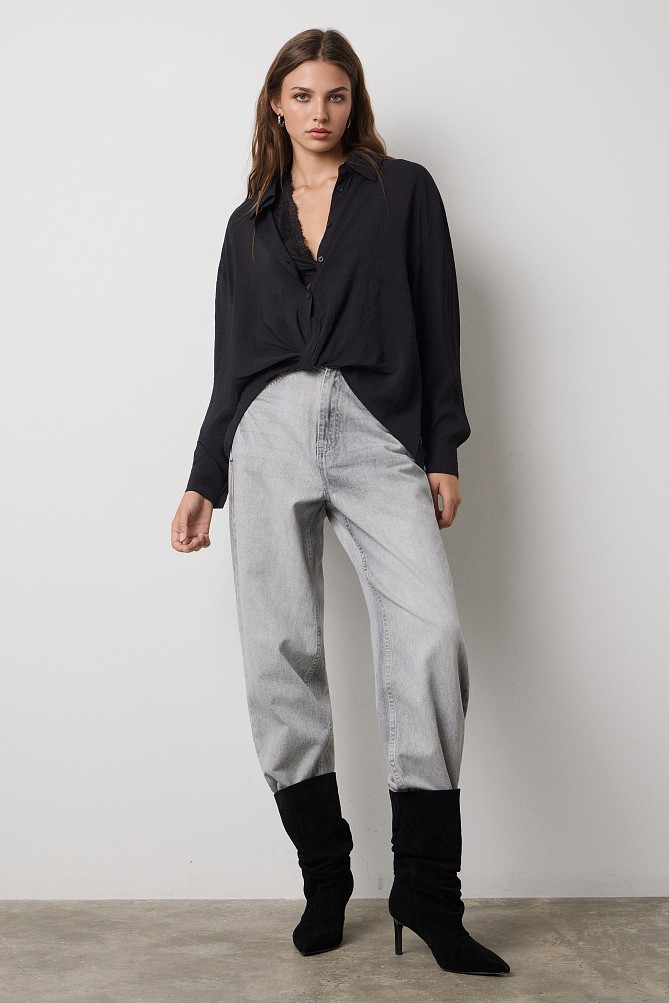 Crepe shirt with a lace top