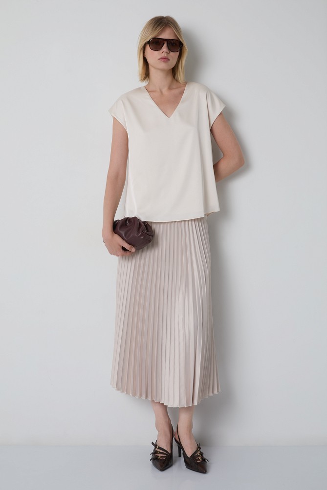 Basic satin-look blouse