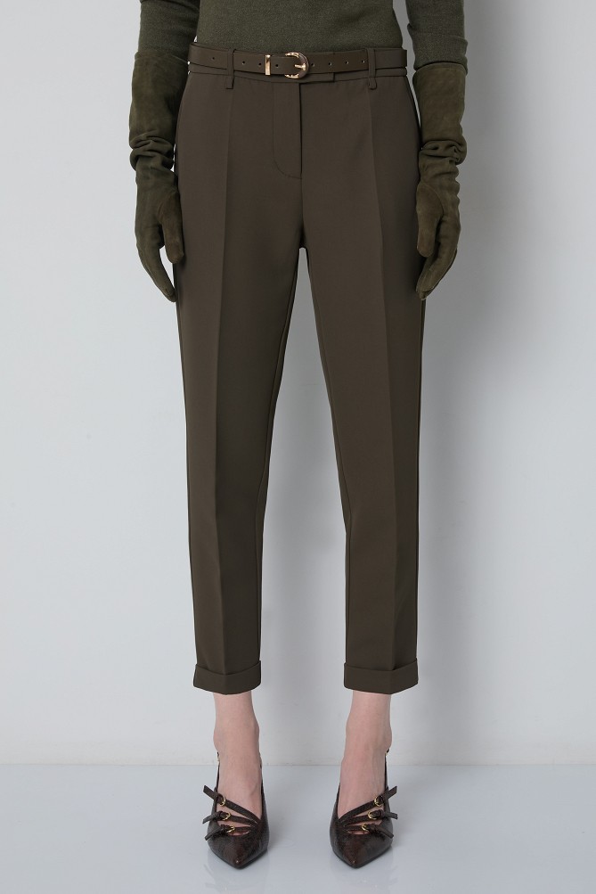 Cropped cigarette trousers