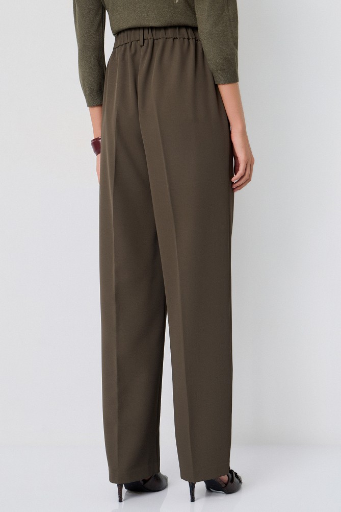 Fabric trousers with a tie drawstring waist