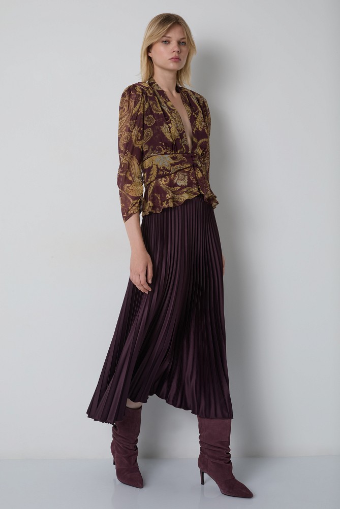 Midi pleated skirt