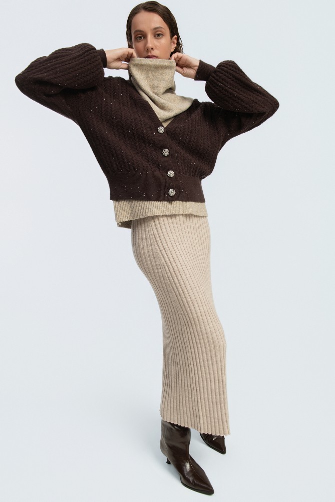 Кnit cardigan with jewel buttons