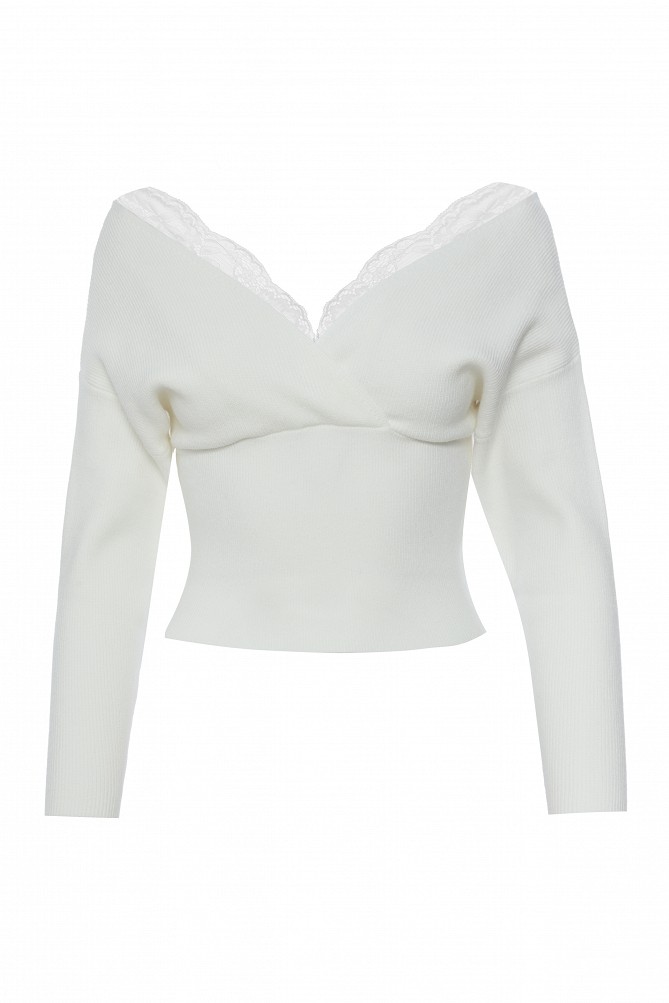 Knitted wrap blouse with lace