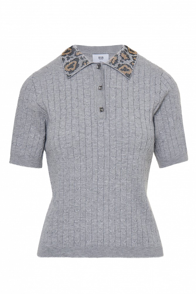 Polo top with a rhinestone collar