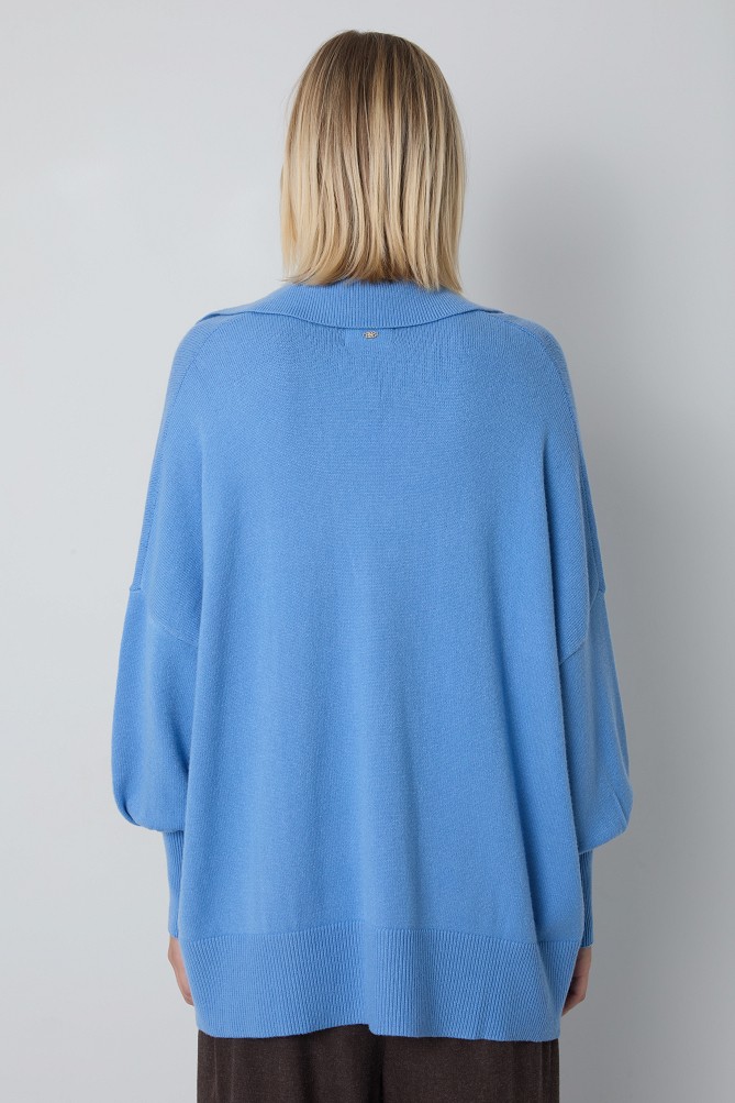 Knitted blouse