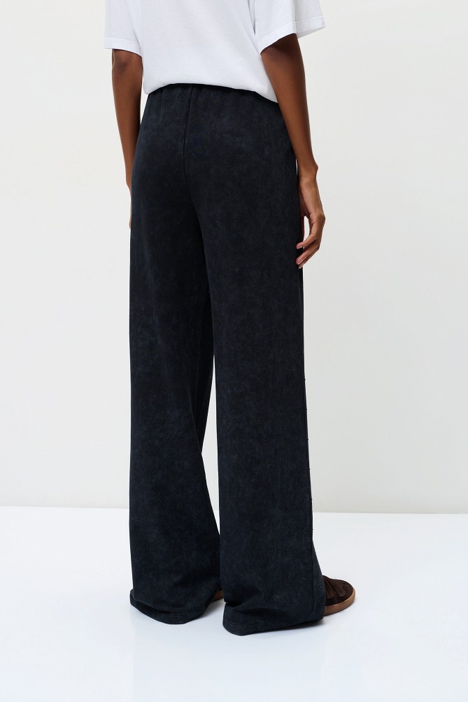 Sweatpants with rhinestone embellishments
