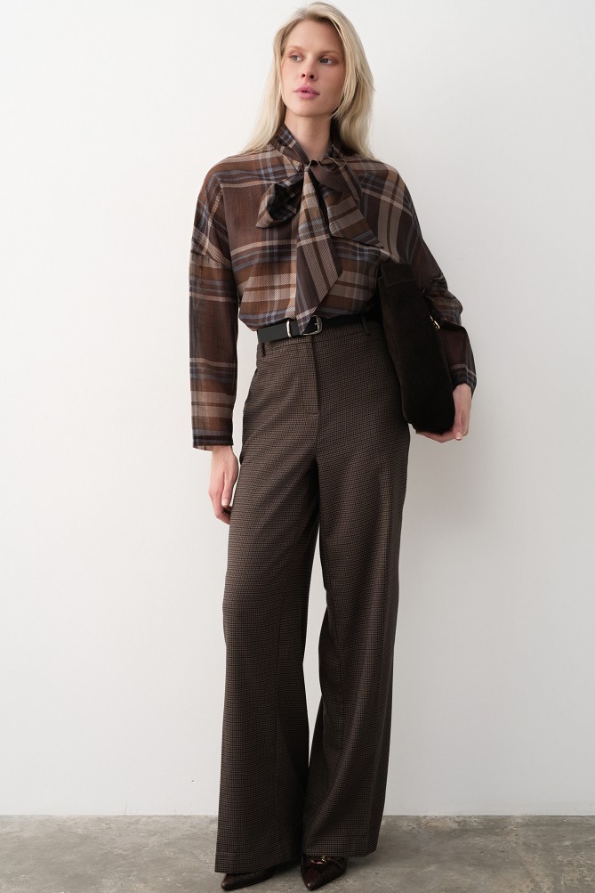 High-waisted checked trousers