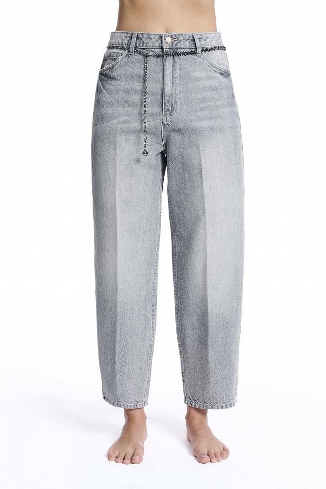Pantalones de mezclilla tipo barril Tania