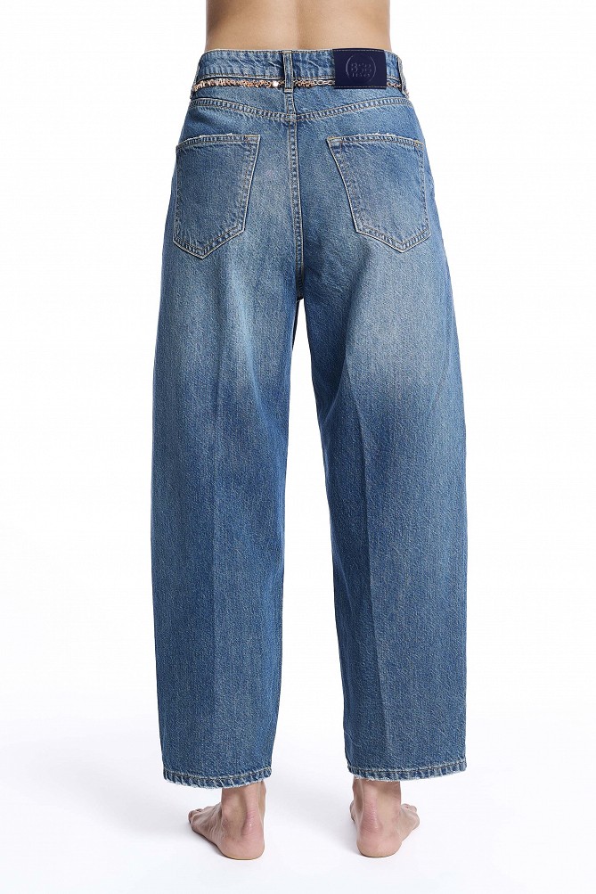 Pantalones de mezclilla tipo barril Tania