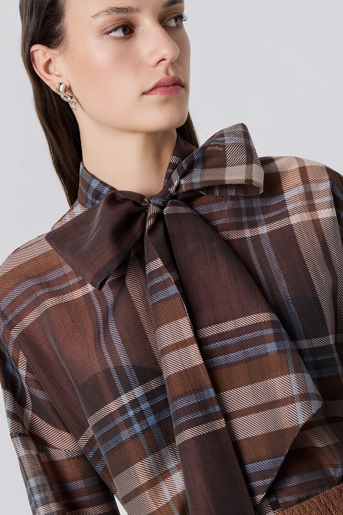 Checked shirt with a bow-tie neck