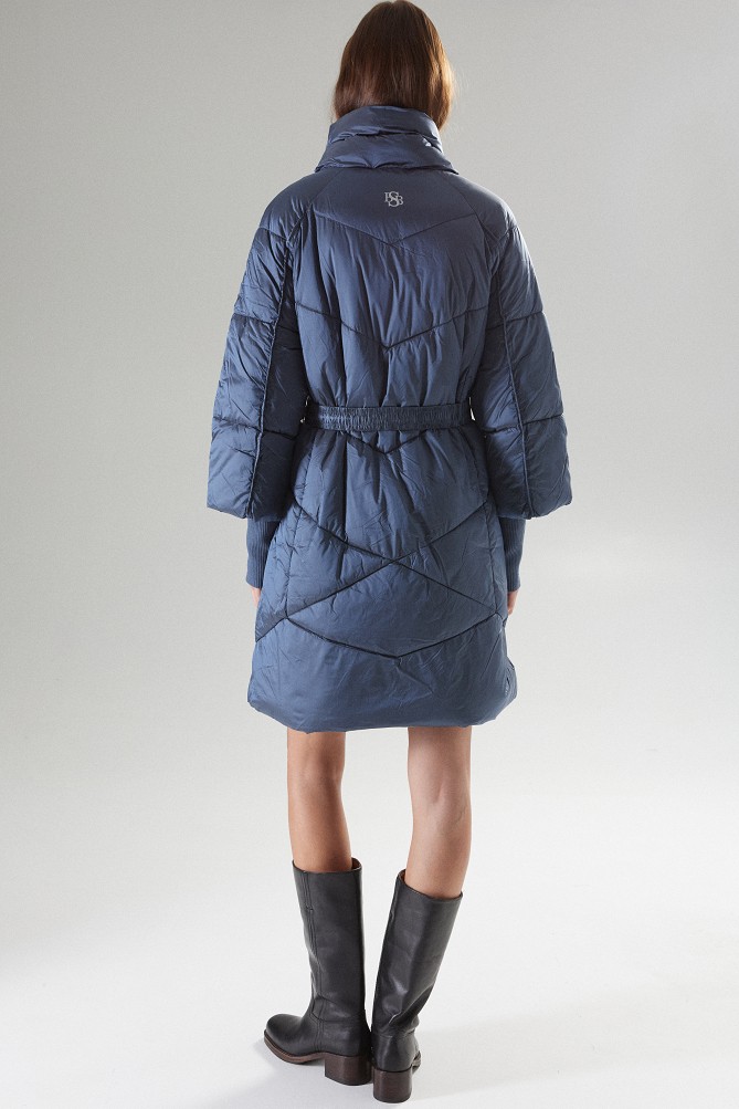 Long quilted jacket