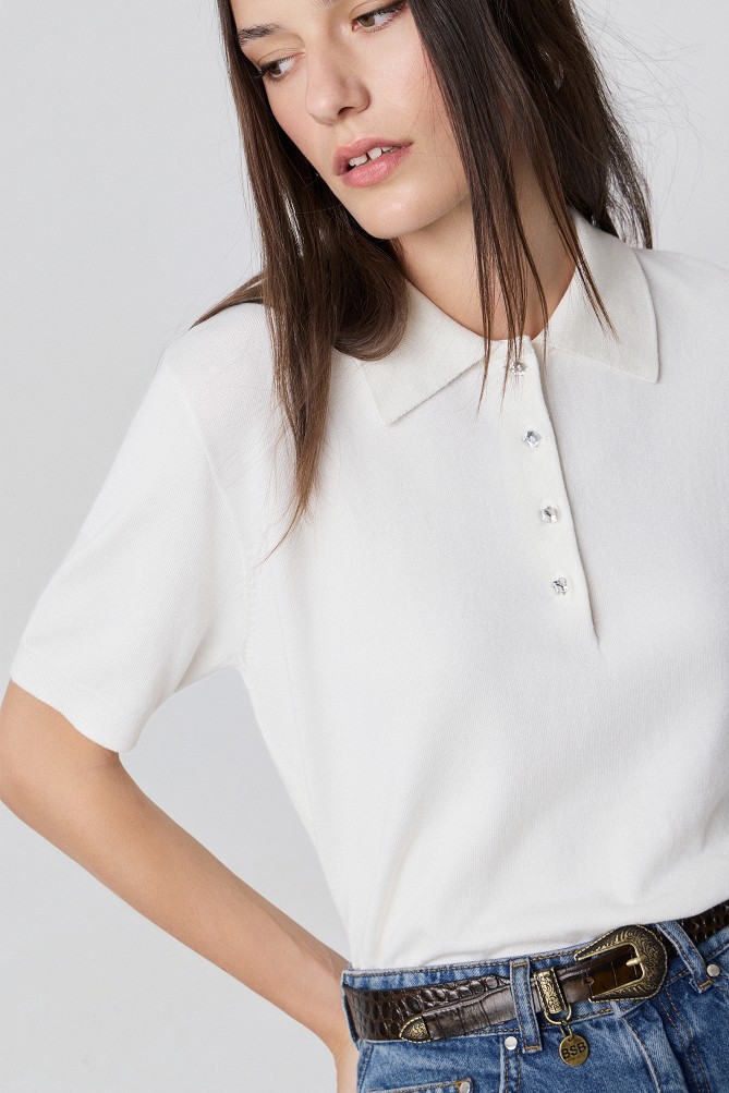Sweater with jewel buttons