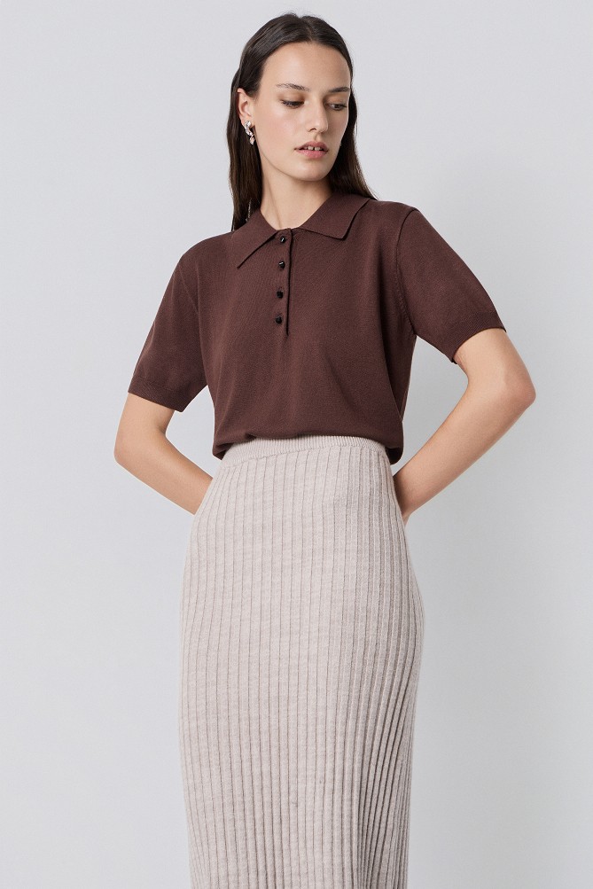 Sweater with jewel buttons