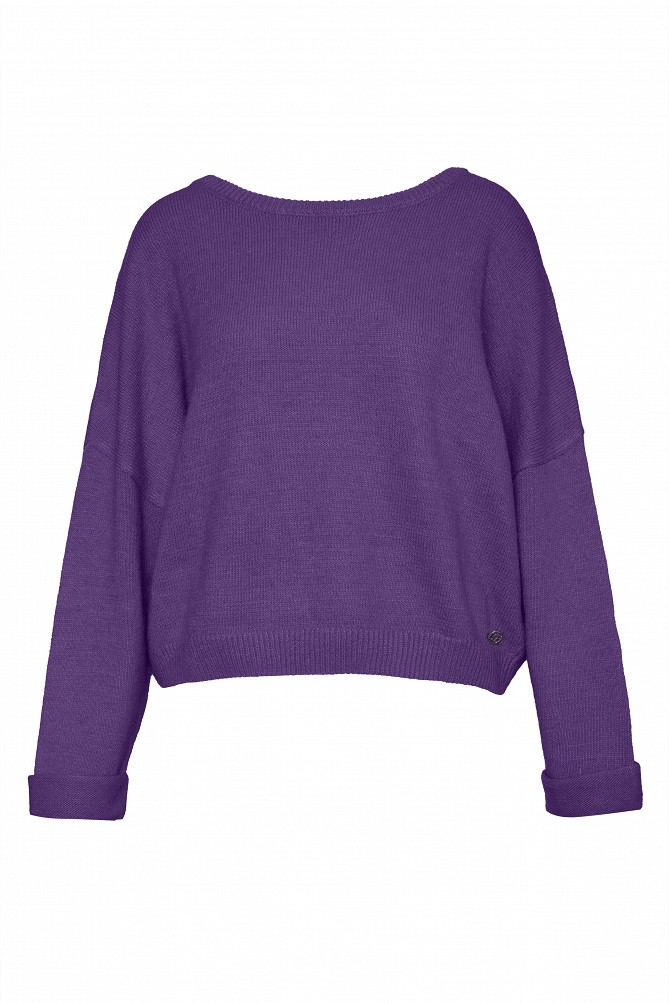 Sweater with cuffed sleeves