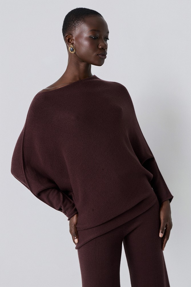 Asymmetric knitted sweater