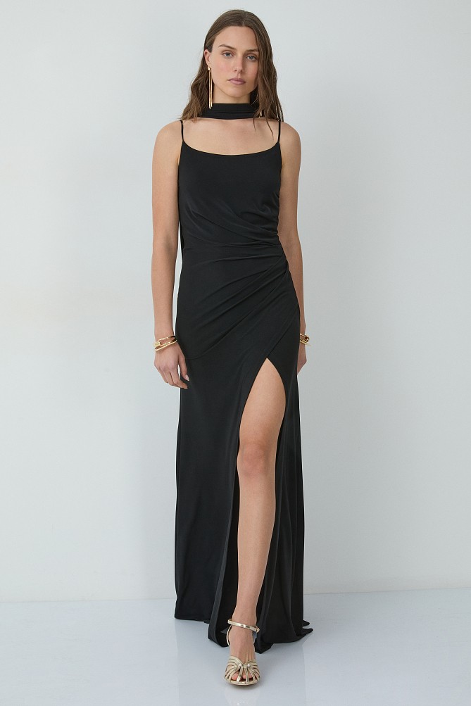 Maxi dress with a scarf detail - Gold label