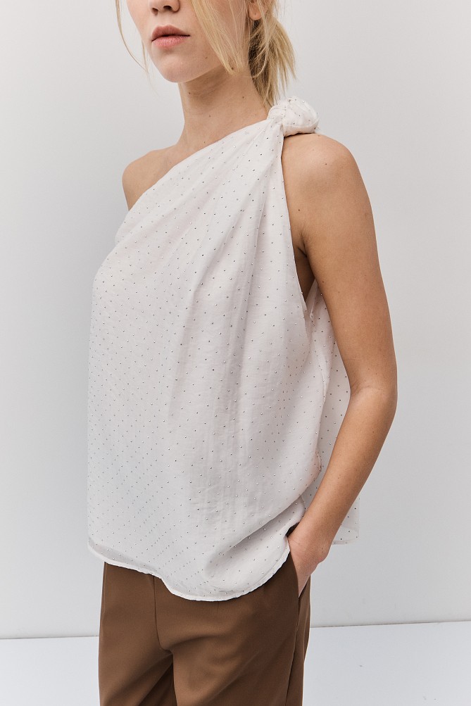 Sleeveless blouse with shoulder knot