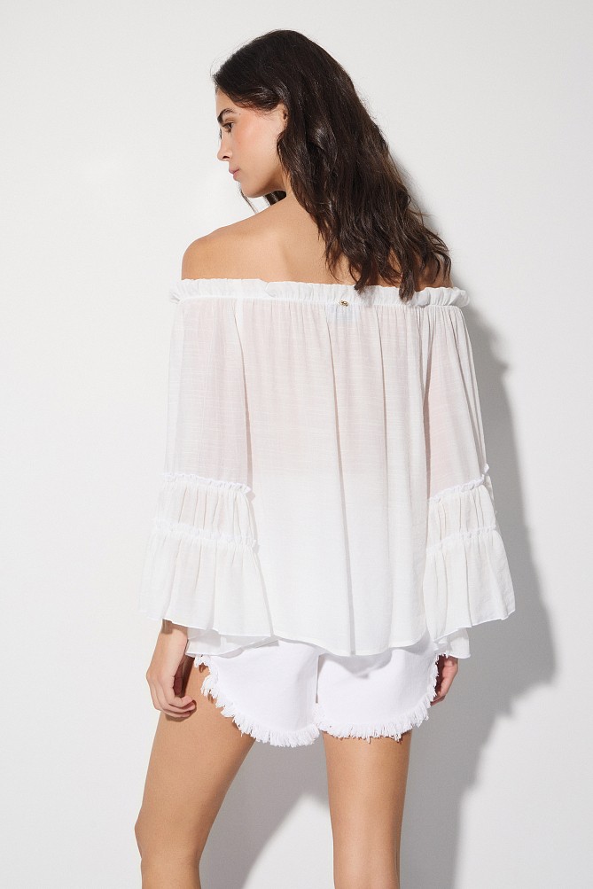 Off-shoulders blouse with ruffles
