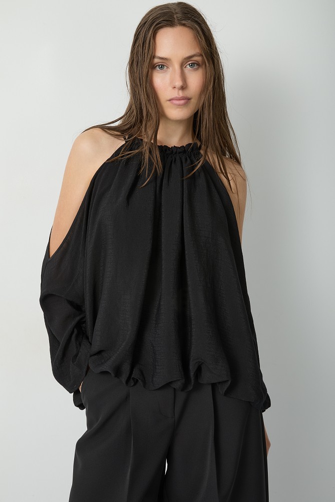 Off-shoulder balloon blouse with gathers