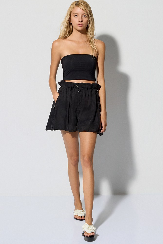 Crop top basic fără bretele