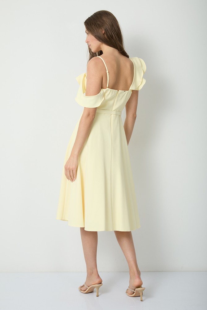 Midi dress with ruffle details