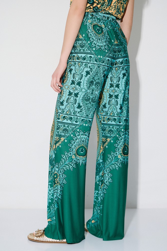 Pantaloni wide leg cu print