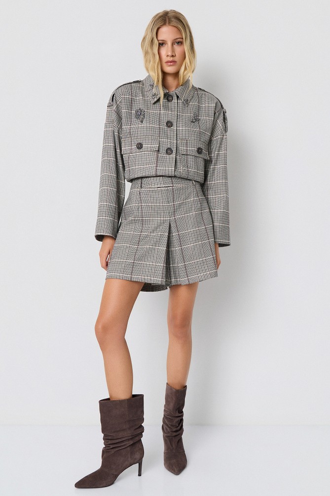 Plaid skort with a front slit