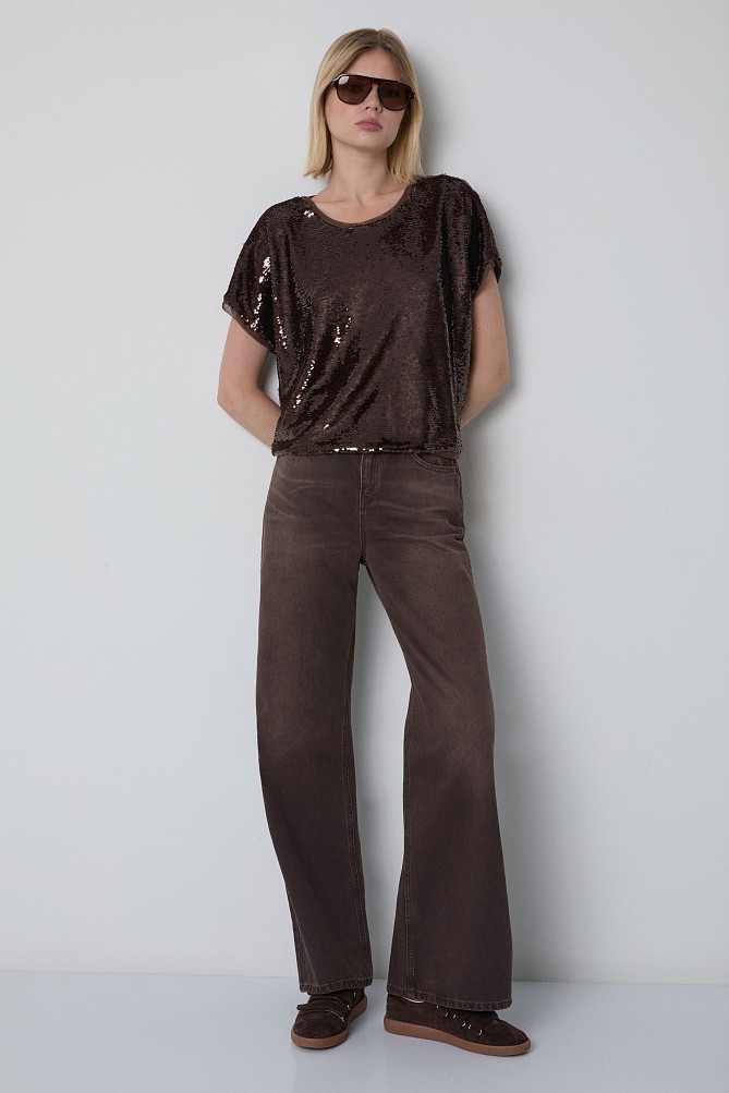 Sequin blouse with short sleeves