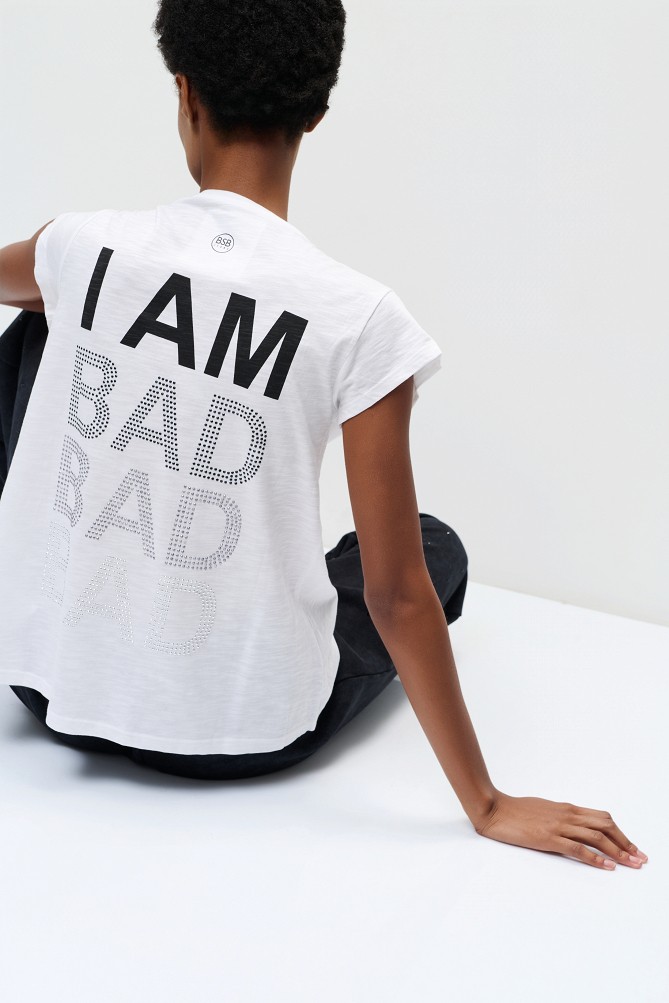 Blusa con cuello en V y estampado