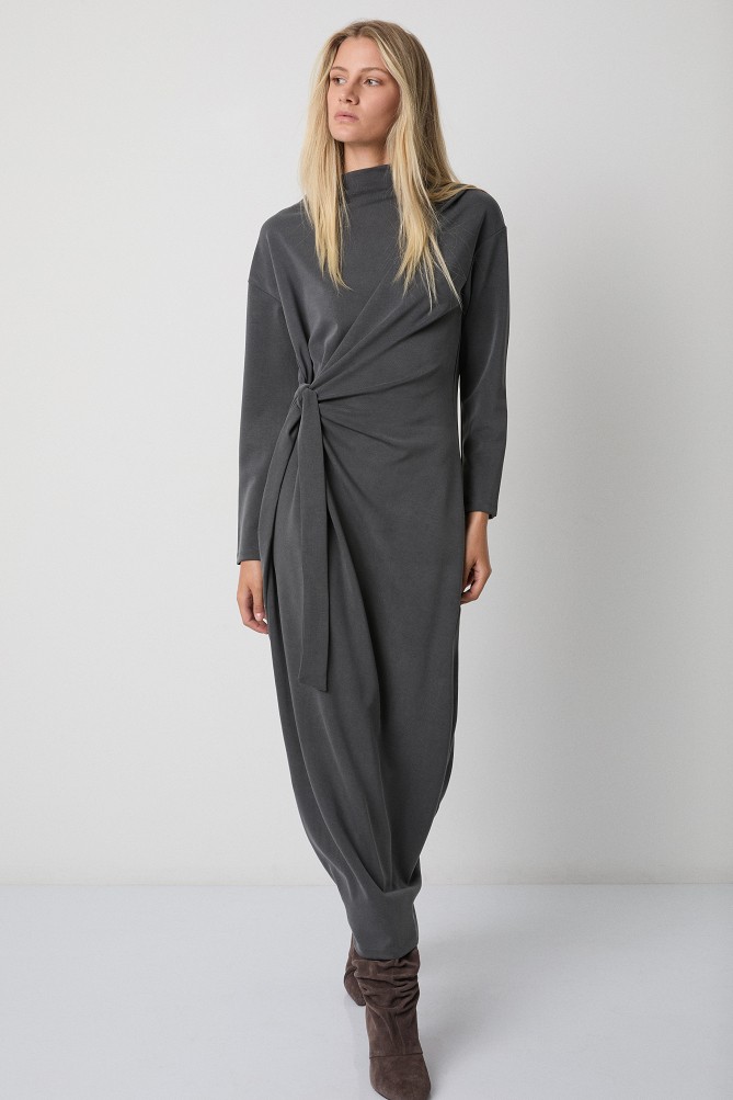 Ruched maxi dress with a tie detail