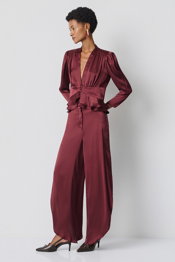 Satin blouse with ruffle detail and crinkle texture - Gold label
