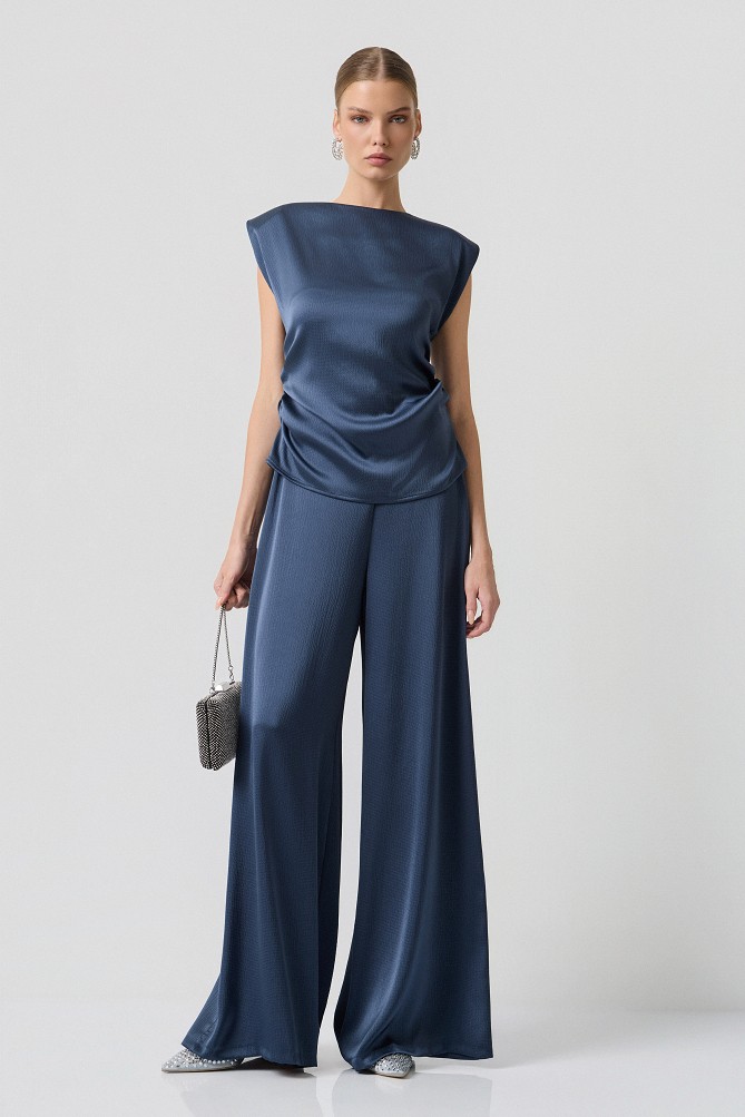 Satin trousers with a crinkle effect - Gold label