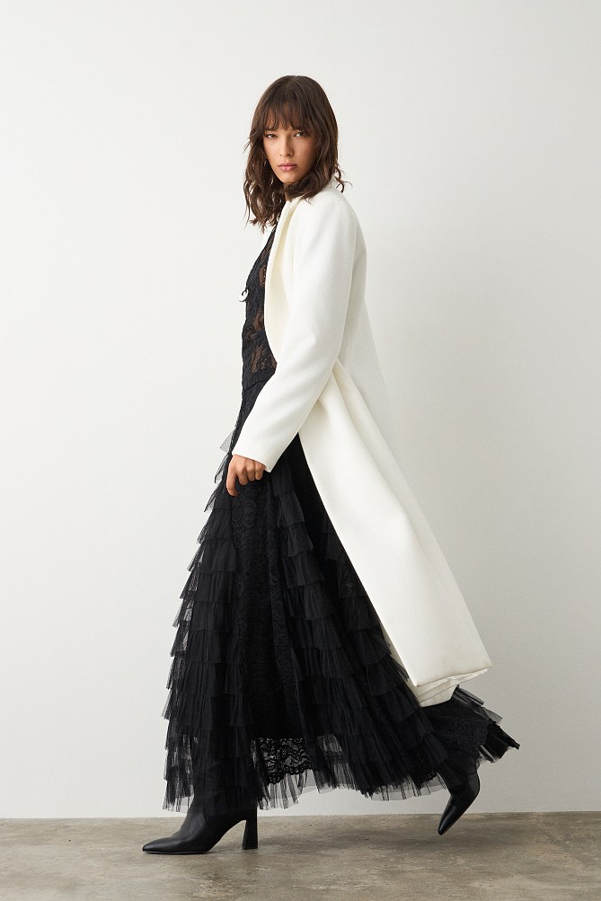 Maxi skirt with lace and tulle