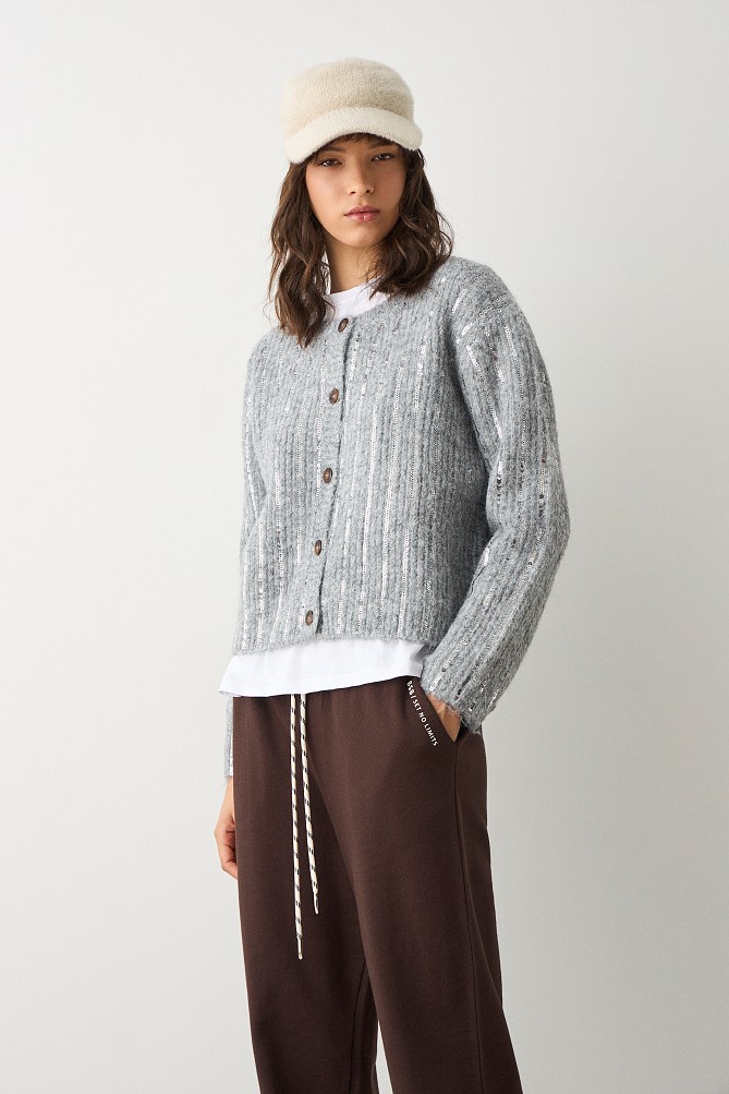Πλεκτή ζακέτα με παγιέτες