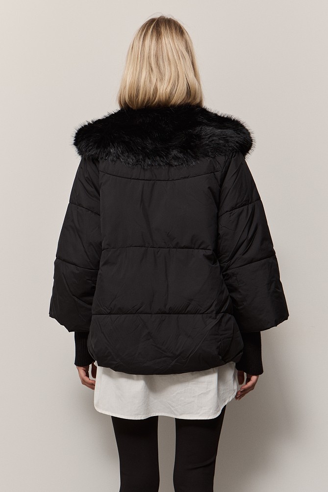 Puffer jacket with faux fur