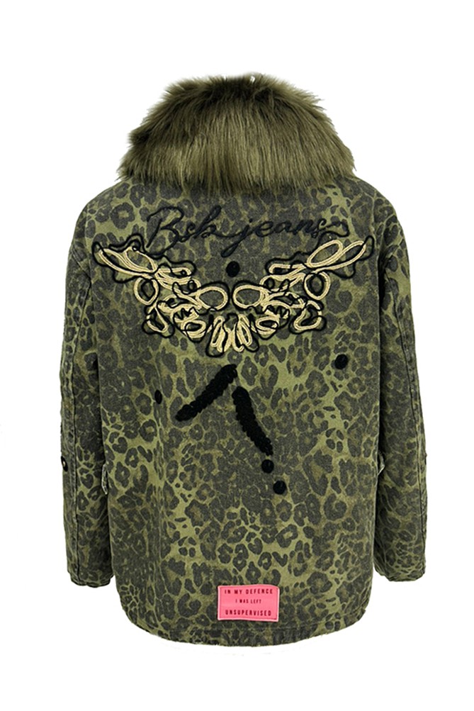 Denim embroidered jacket