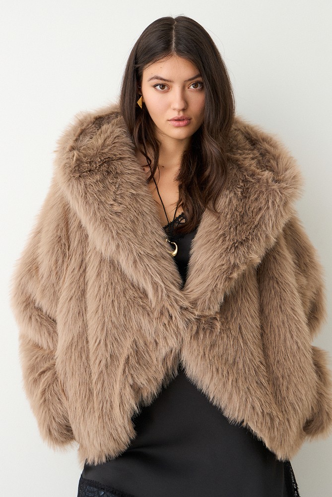 Shortline faux fur hooded coat