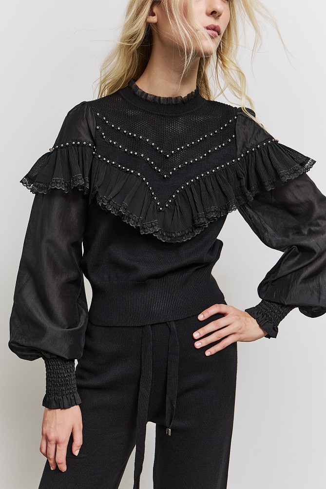 Sweater with tulle sleeves and beads