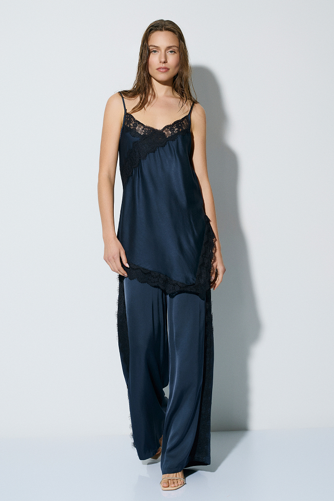 Satin pants with lace