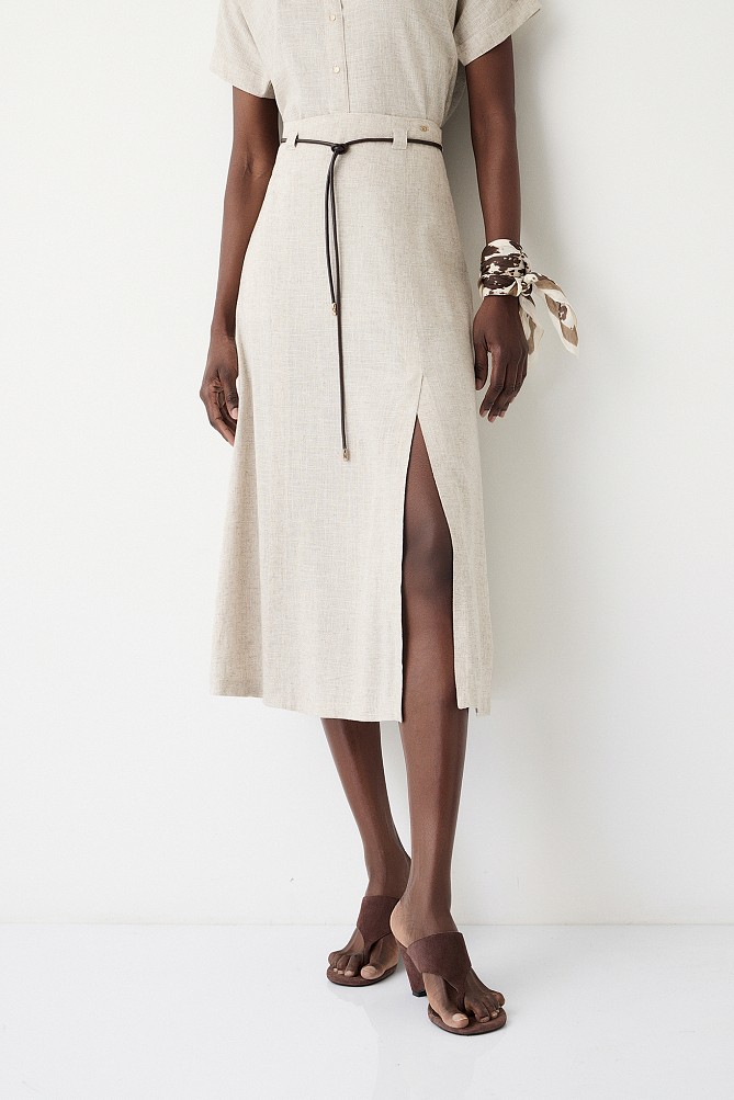 Midi high-waisted skirt with a decorative belt
