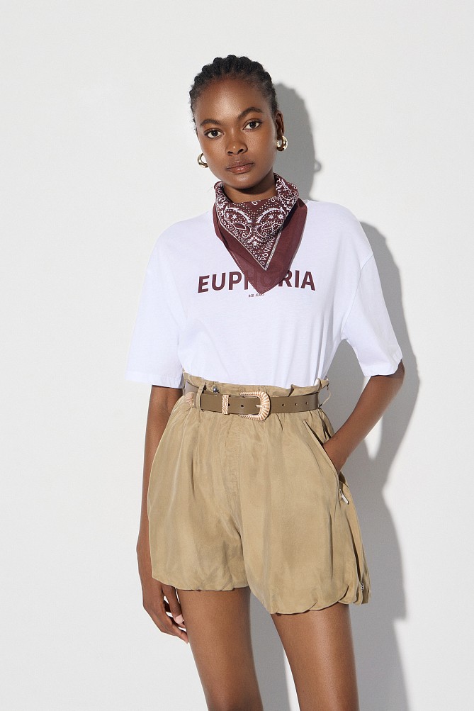 Camiseta estampada pañuelo