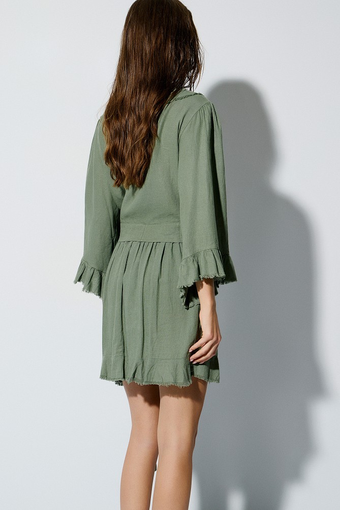 Top petrecut cu cordon și volane