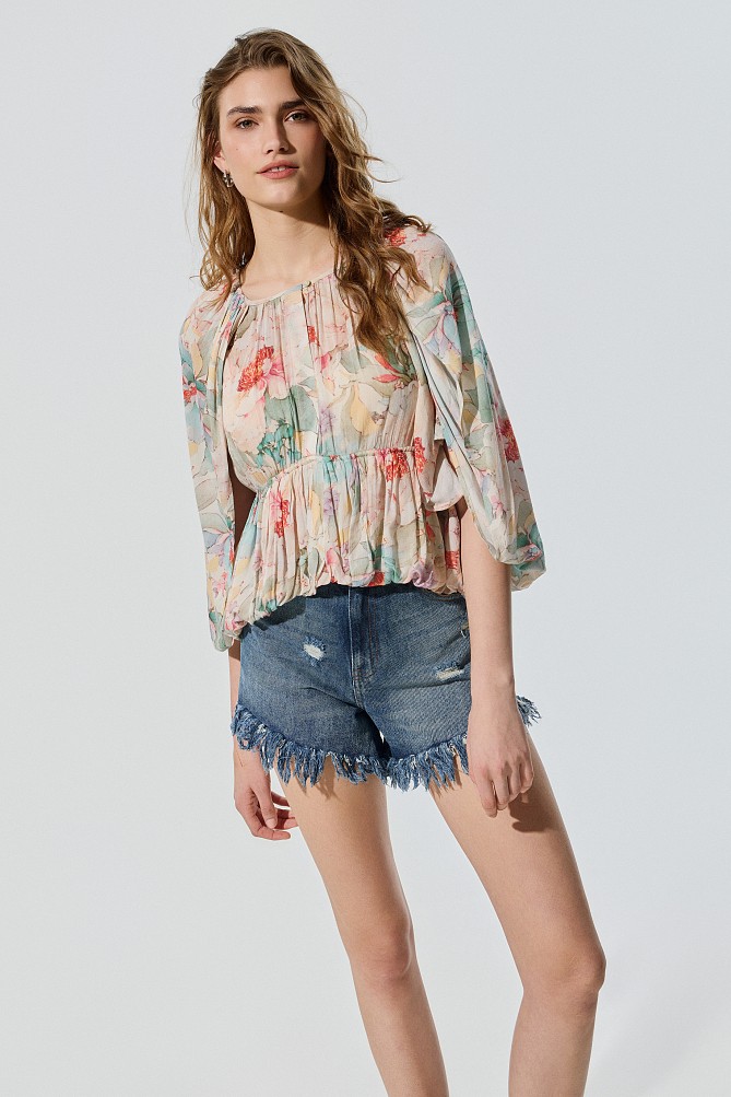 Bluză stil capă cu print floral