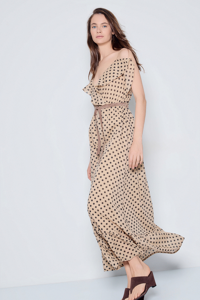 Maxi polka dot dress with ruffles